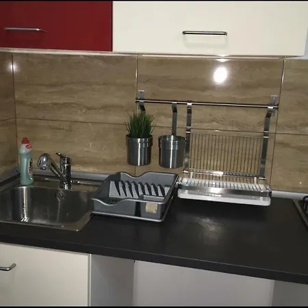 Uniriicc Appartement Boekarest