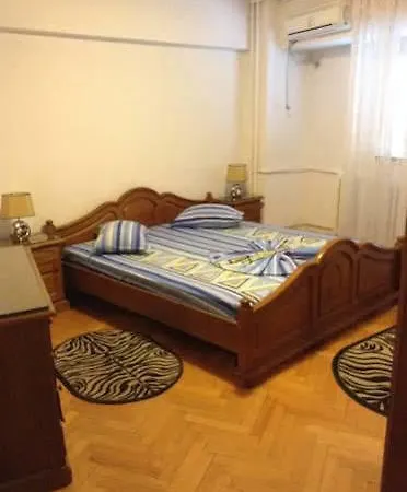 Uniriicc Appartement Boekarest